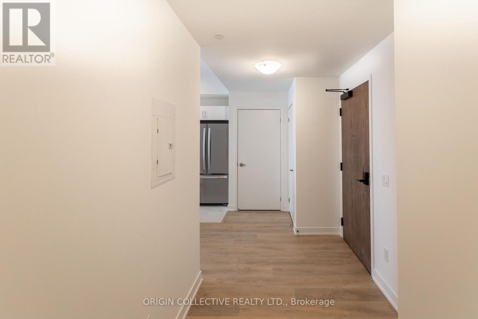 605 - 1035 Southdown Road, Mississauga, Ontario  L5J 0A2 - Photo 4 - W13062520