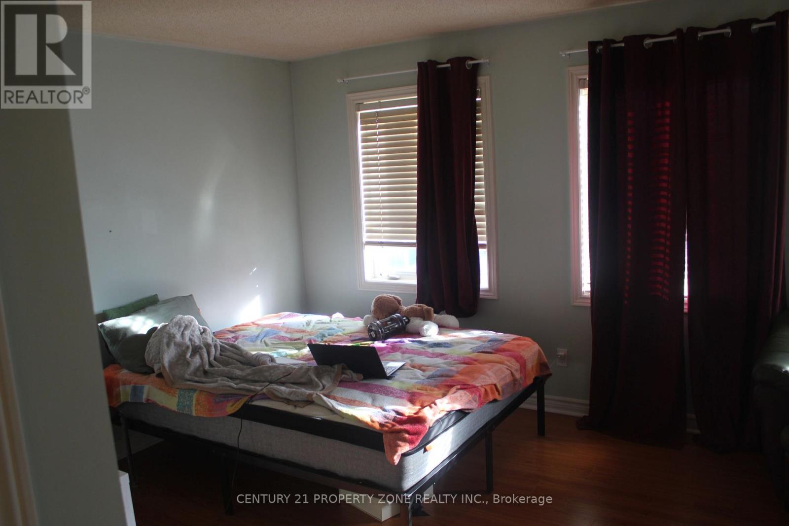 135 Sunny Meadow Boulevard, Brampton, Ontario  L6R 2H8 - Photo 10 - W13062550