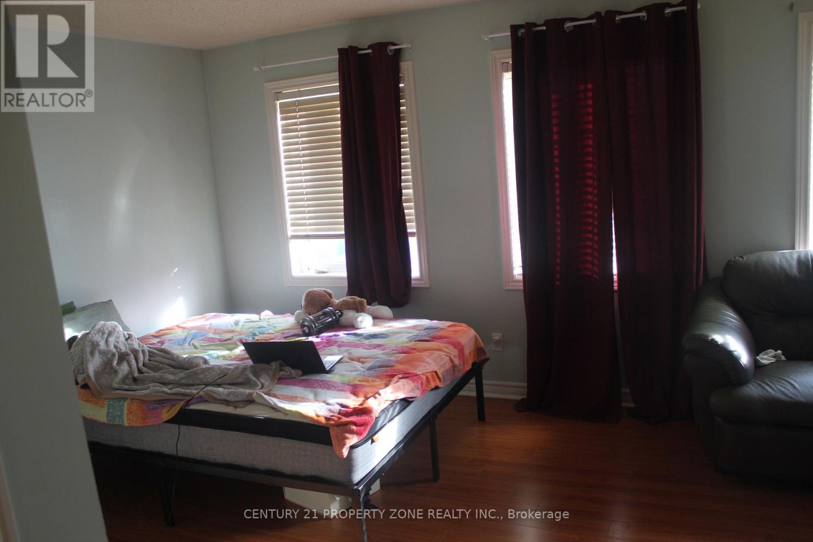 135 Sunny Meadow Boulevard, Brampton, Ontario  L6R 2H8 - Photo 11 - W13062550