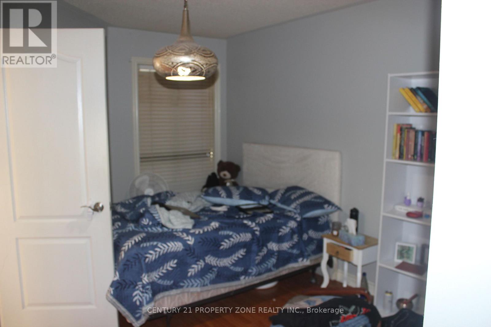 135 Sunny Meadow Boulevard, Brampton, Ontario  L6R 2H8 - Photo 18 - W13062550