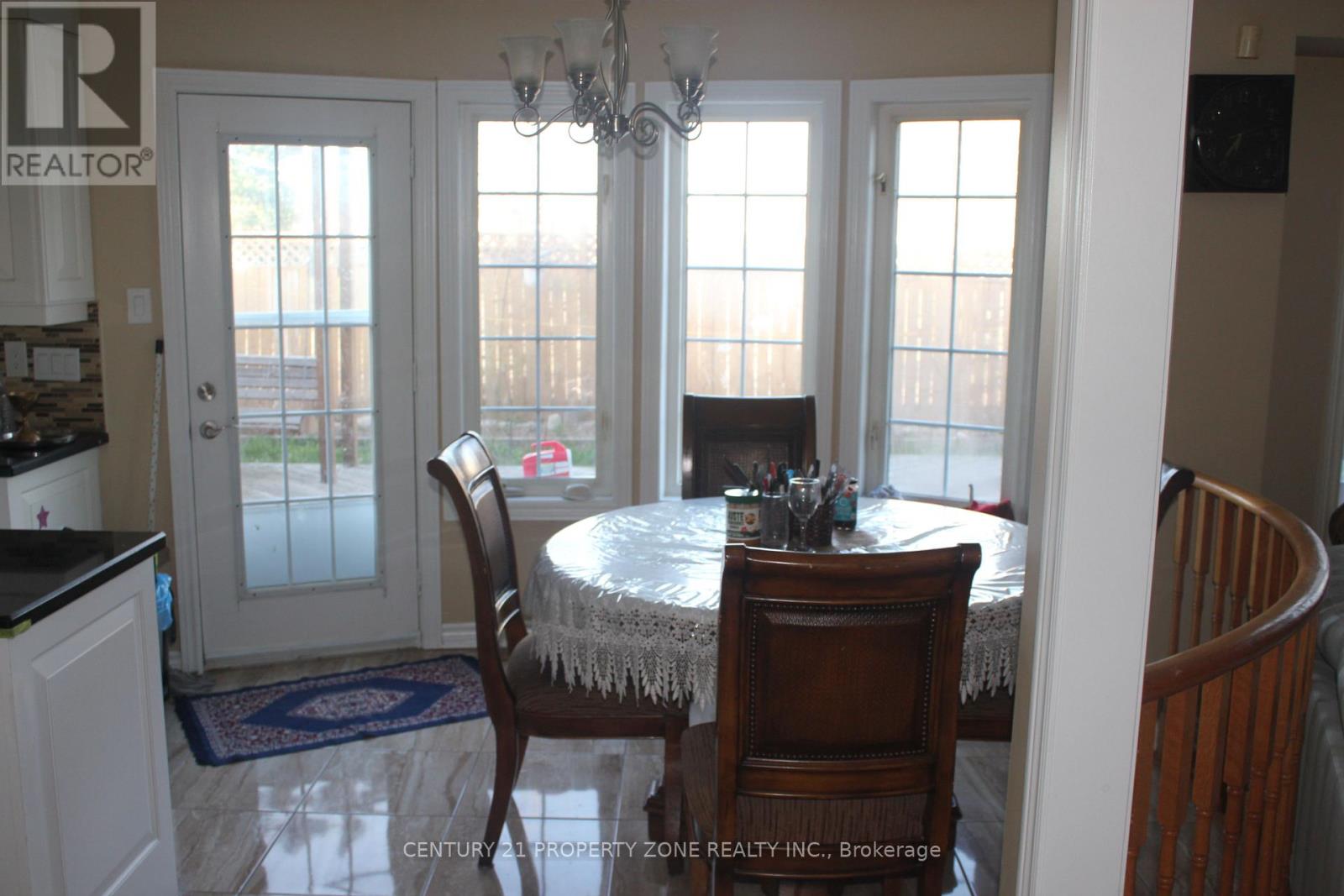 135 Sunny Meadow Boulevard, Brampton, Ontario  L6R 2H8 - Photo 27 - W13062550