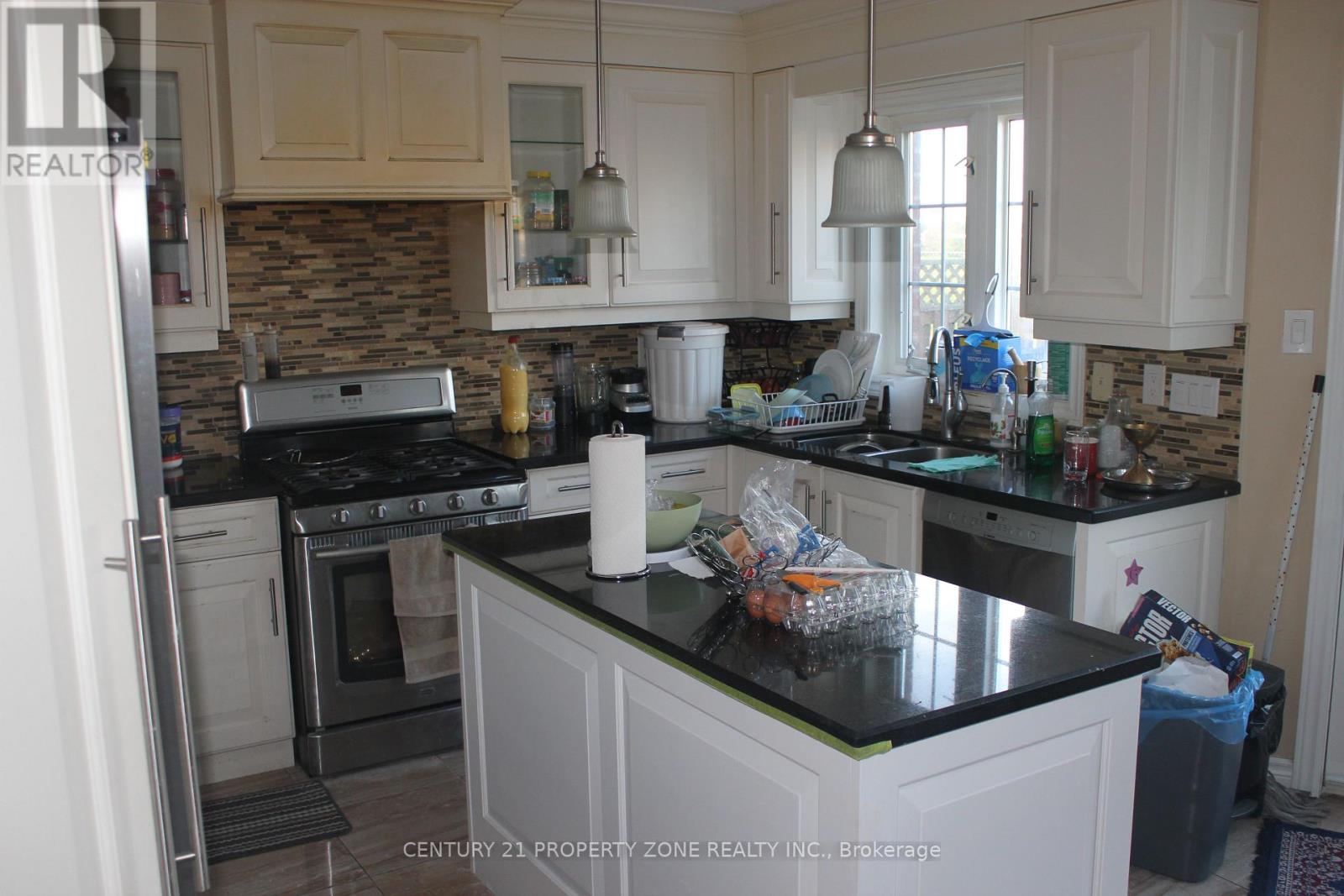 135 Sunny Meadow Boulevard, Brampton, Ontario  L6R 2H8 - Photo 28 - W13062550