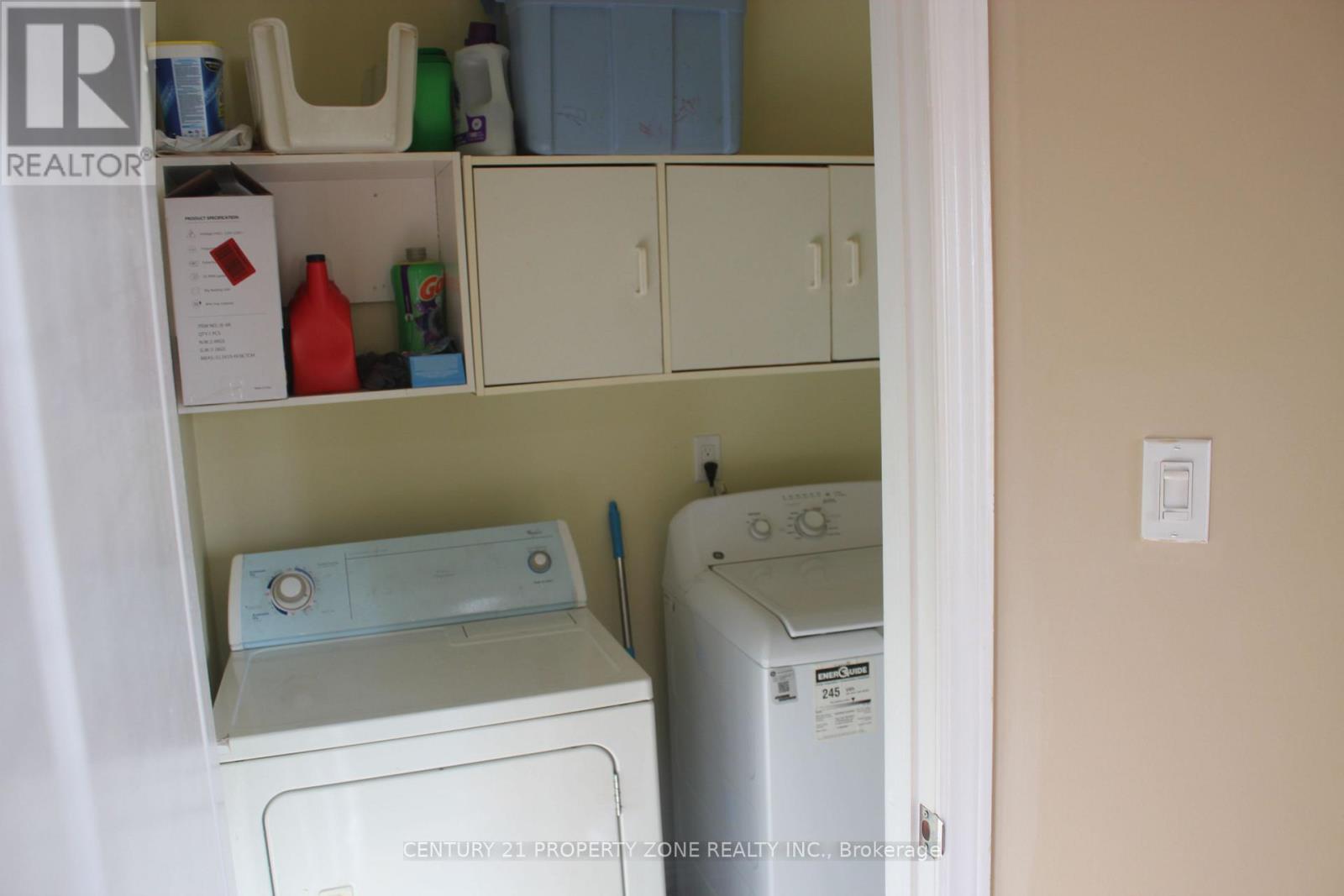 135 Sunny Meadow Boulevard, Brampton, Ontario  L6R 2H8 - Photo 8 - W13062550