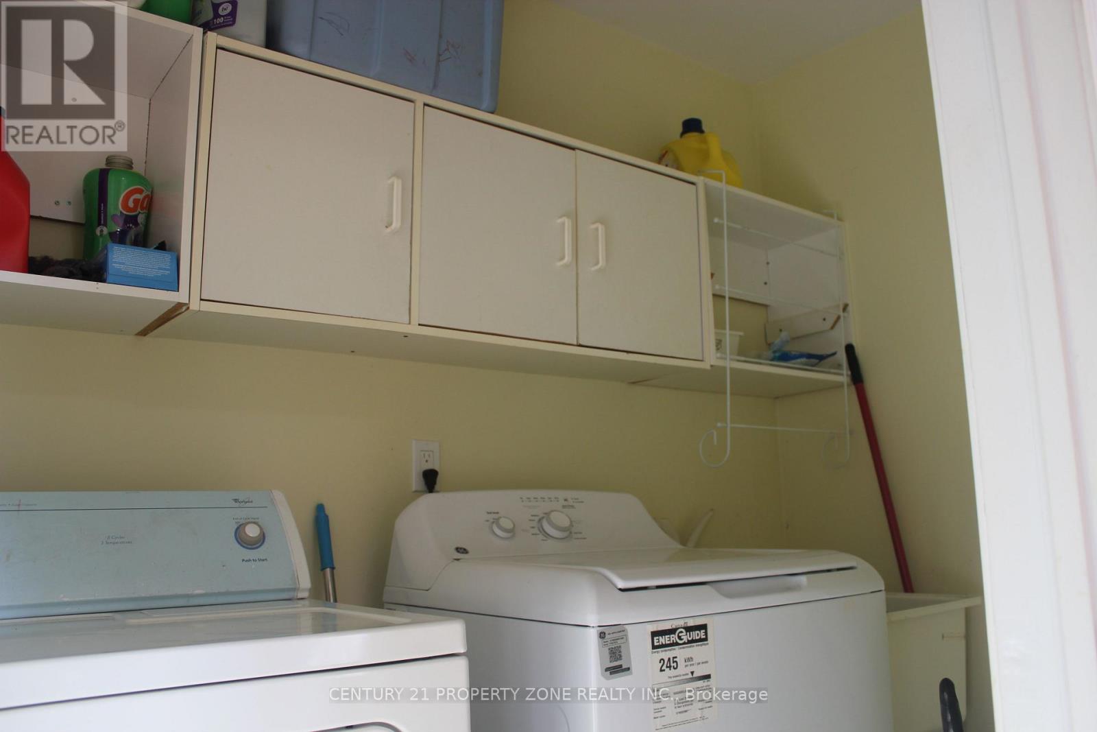 135 Sunny Meadow Boulevard, Brampton, Ontario  L6R 2H8 - Photo 9 - W13062550