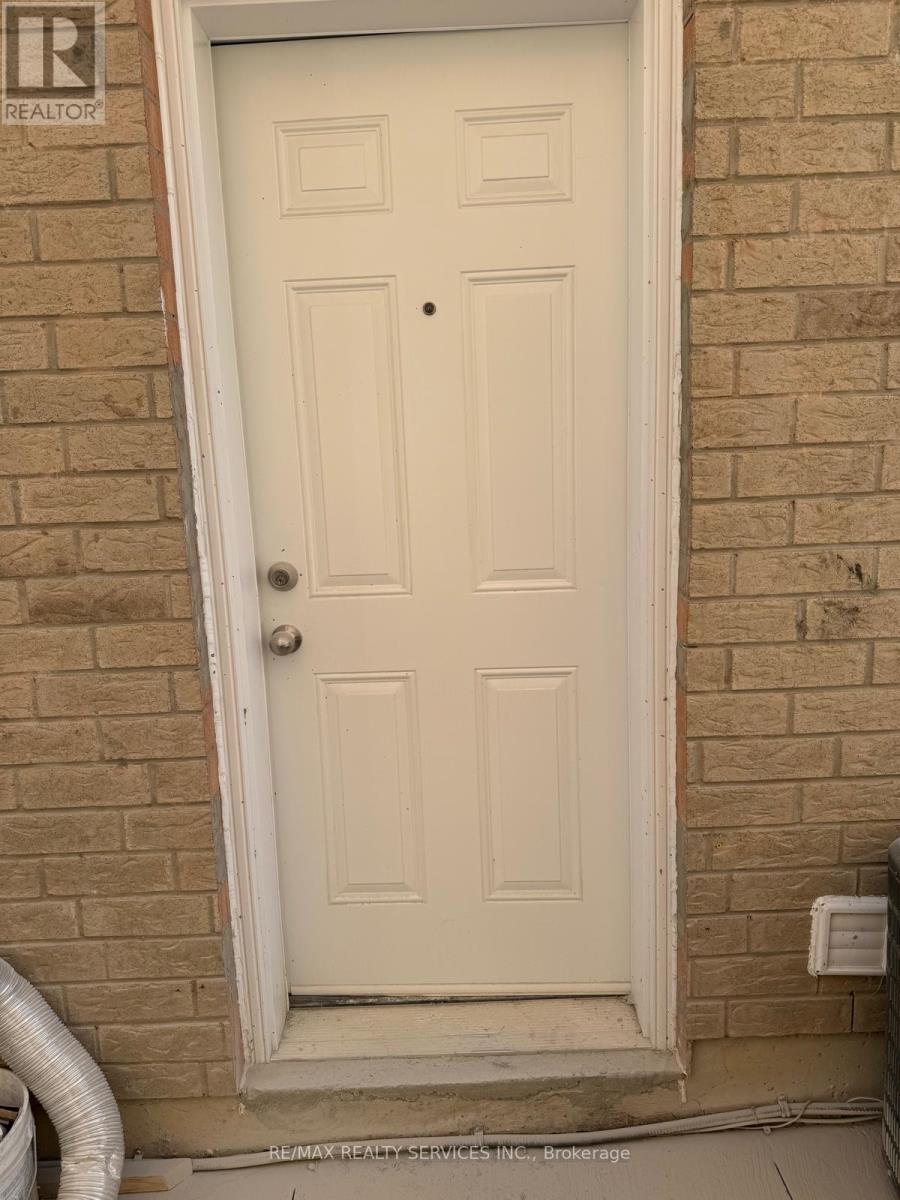 BASEMENT - 42 CADILLAC CRESCENT S, Brampton, Ontario