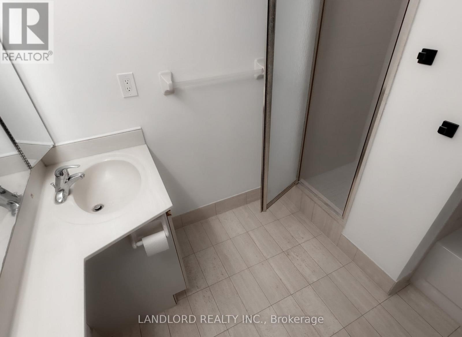 1501 - 30 Malta Avenue, Brampton, Ontario  L6V 4A4 - Photo 17 - W13062628