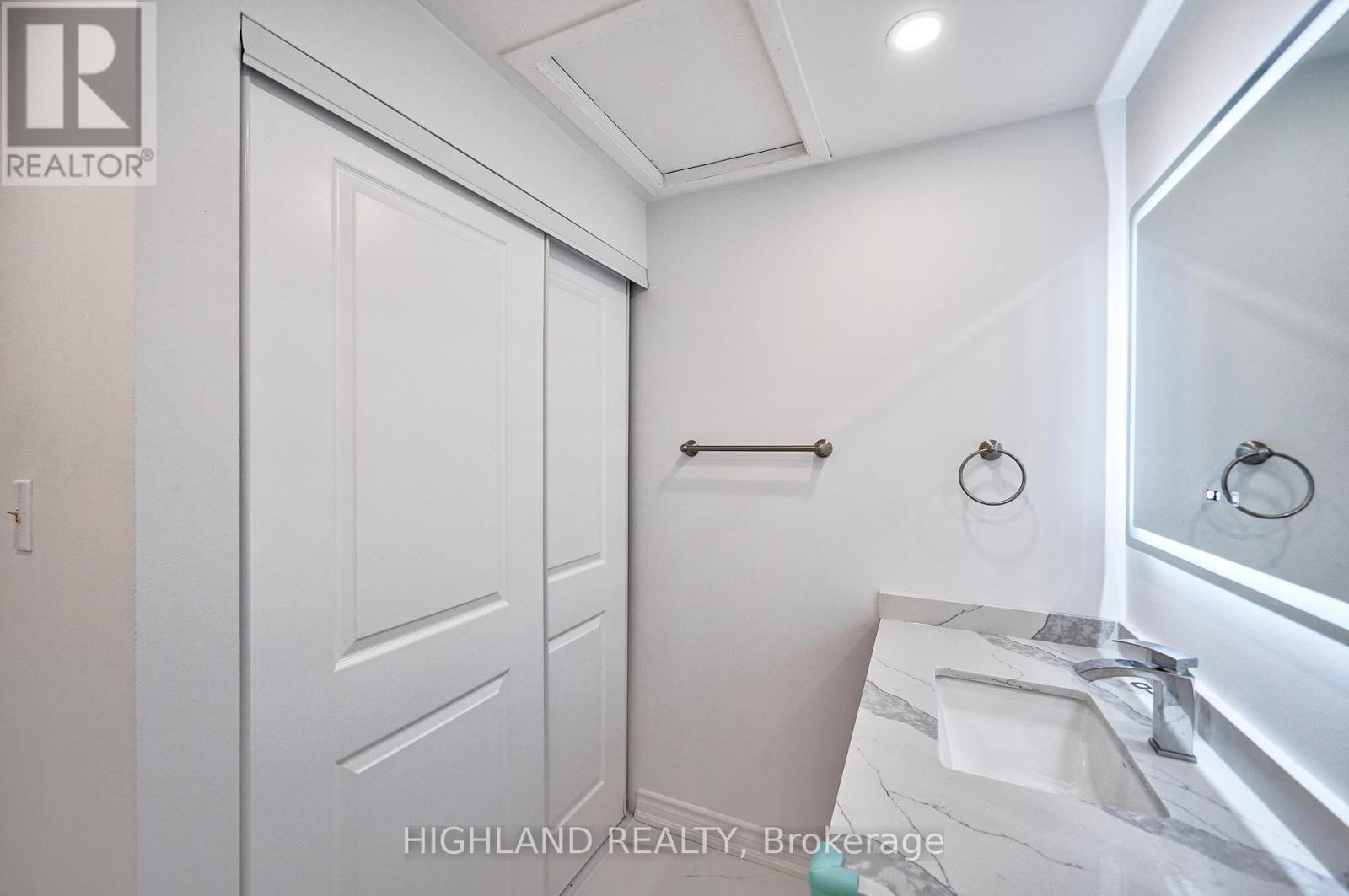 6455 Tisler Crescent, Mississauga, Ontario  L5N 3G6 - Photo 30 - W13062710