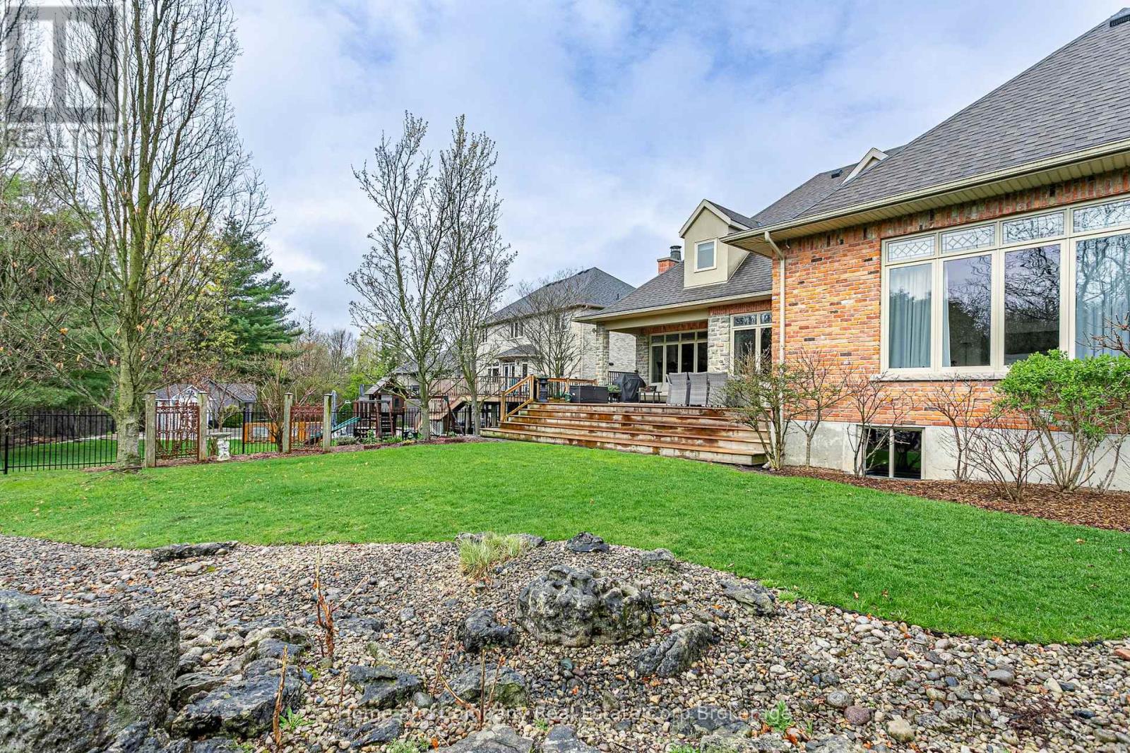 17 Sir Adam Beck Road, Stratford, Ontario  N5A 8B8 - Photo 40 - X12761610