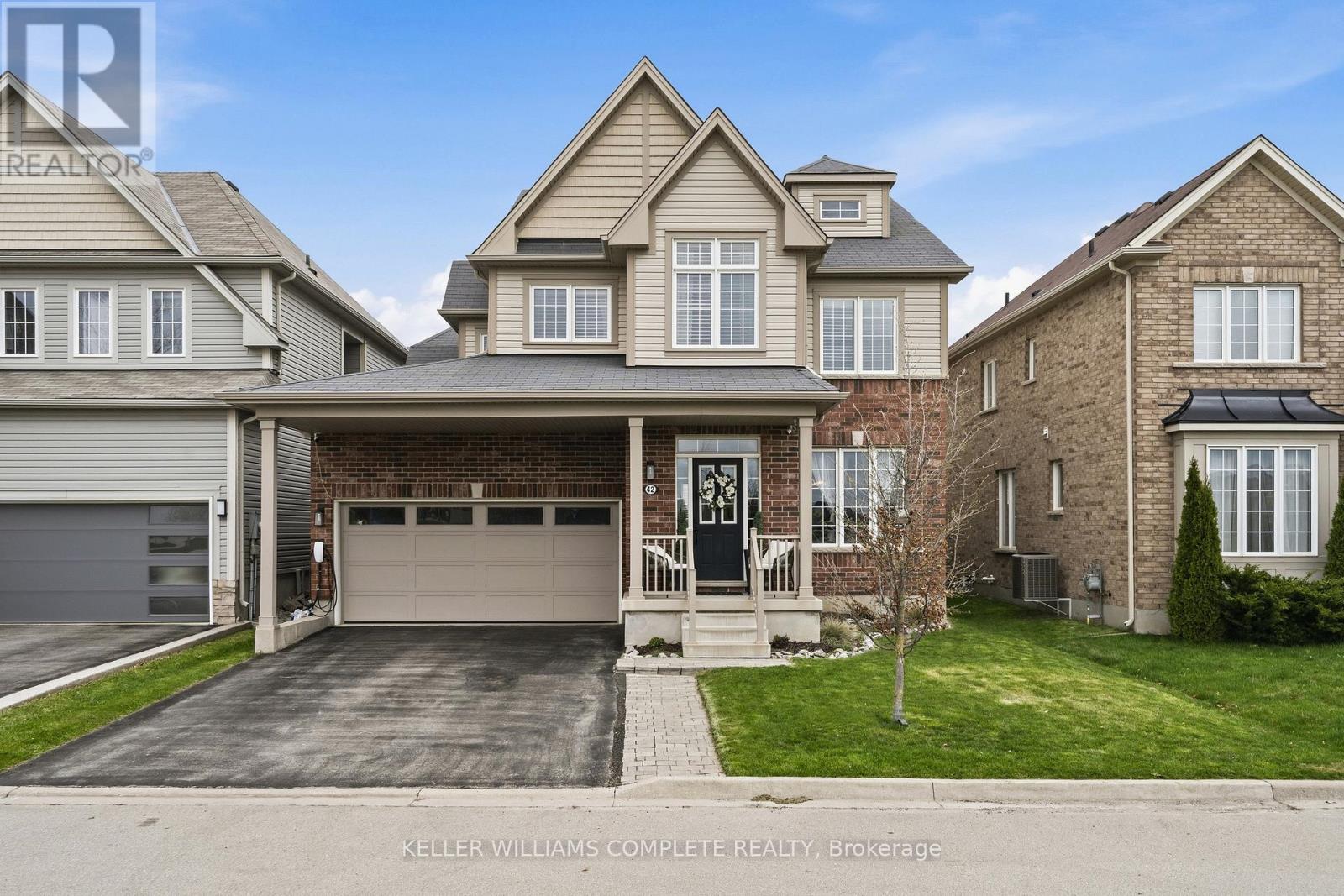42 YAGER DRIVE, Hamilton, Ontario