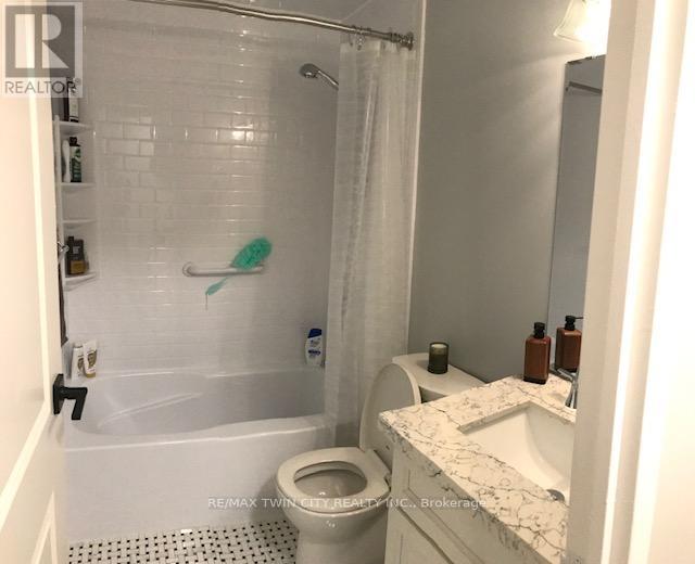 502 - 35 Green Valley Drive, Kitchener, Ontario  N2P 2A5 - Photo 7 - X13062416