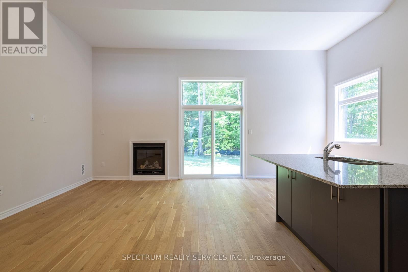 135 Marina Village Drive, Georgian Bay, Ontario  L0K 1S0 - Photo 11 - X13062522