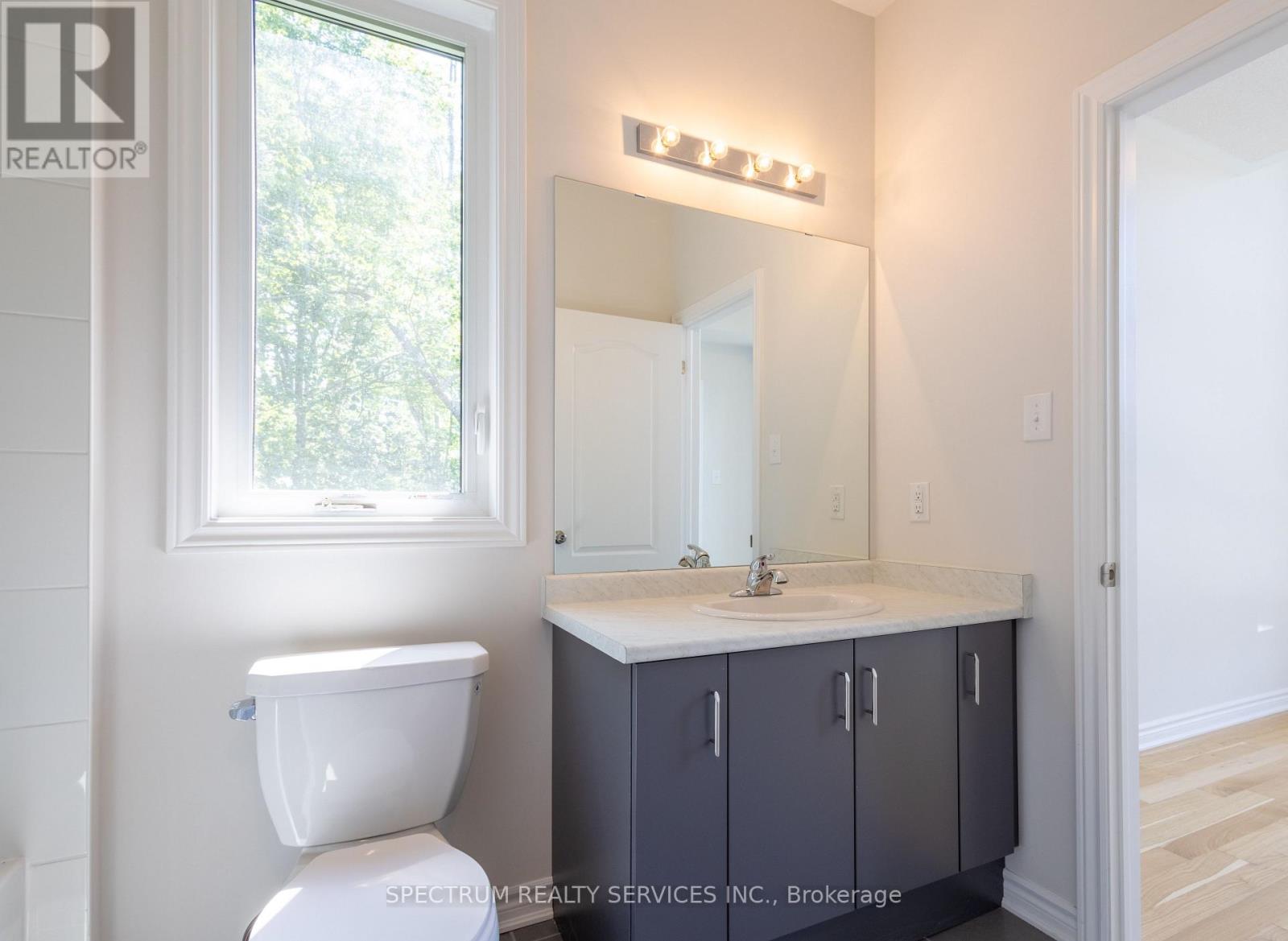 135 Marina Village Drive, Georgian Bay, Ontario  L0K 1S0 - Photo 5 - X13062522