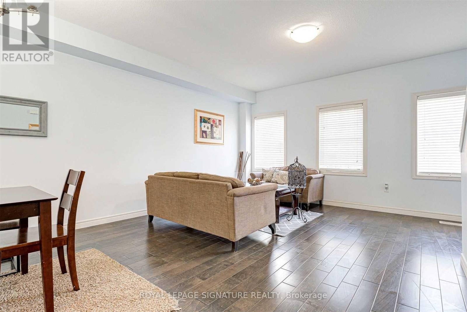 Upper - 16 Whitehaven Lane, Kitchener, Ontario  N2H 0B3 - Photo 5 - X13062582