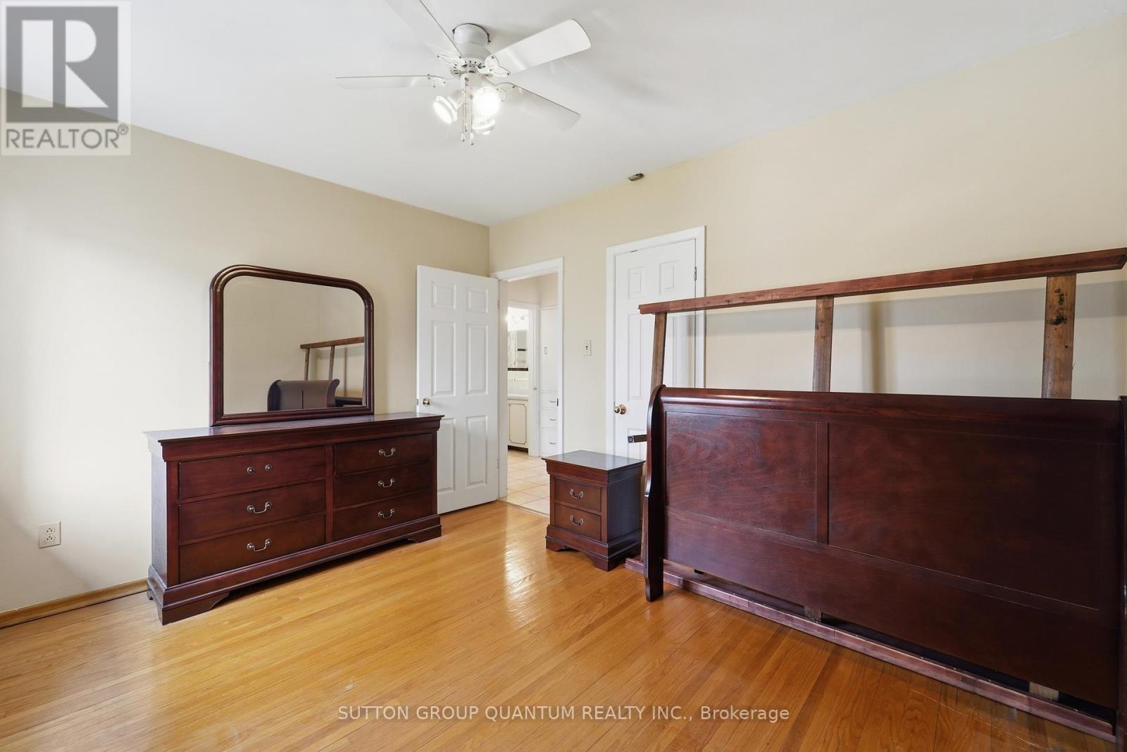 61 Forest Avenue, Mississauga, Ontario  L5G 1L3 - Photo 17 - W12887934