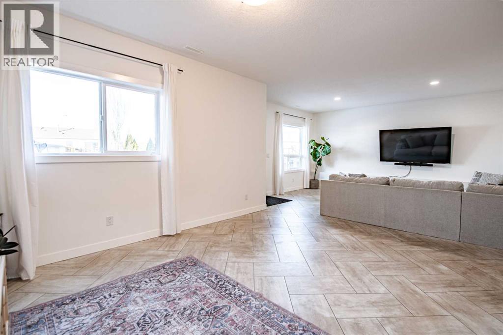 53 Portway Close, Blackfalds, Alberta  T4M 0G7 - Photo 38 - A2306440
