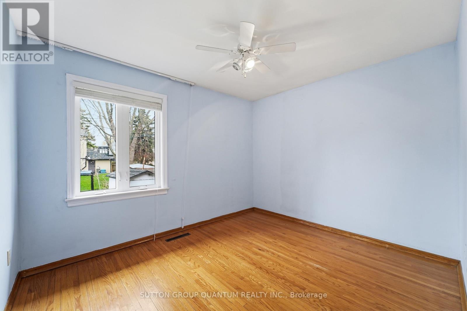 61 Forest Avenue, Mississauga, Ontario  L5G 1L3 - Photo 18 - W12887934