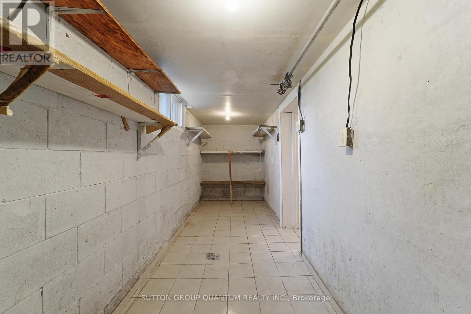 61 Forest Avenue, Mississauga, Ontario  L5G 1L3 - Photo 25 - W12887934