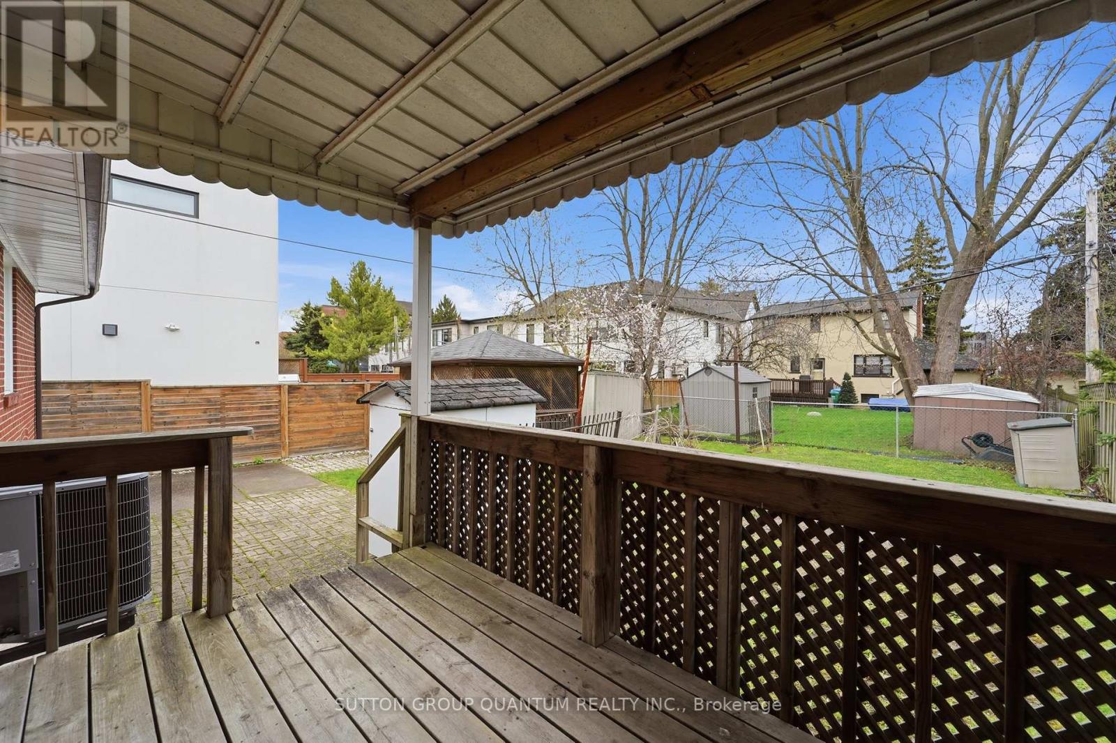 61 Forest Avenue, Mississauga, Ontario  L5G 1L3 - Photo 7 - W12887934