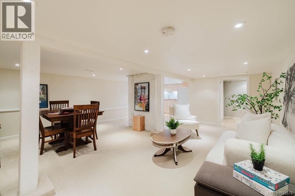 1903 Duchess St, Victoria, British Columbia  V8R 4W2 - Photo 25 - 1033876