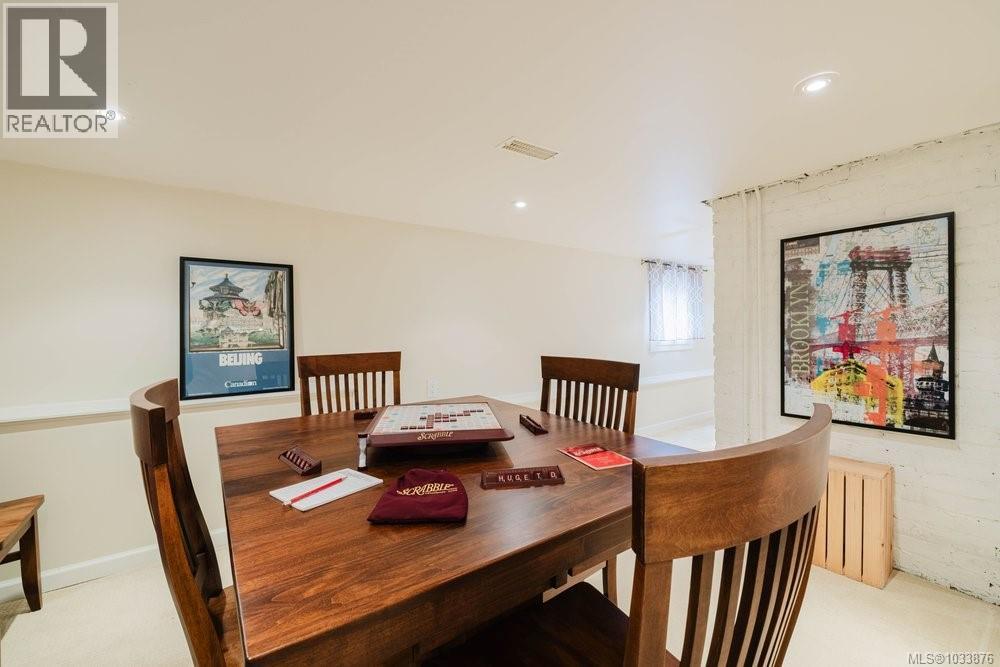 1903 Duchess St, Victoria, British Columbia  V8R 4W2 - Photo 28 - 1033876