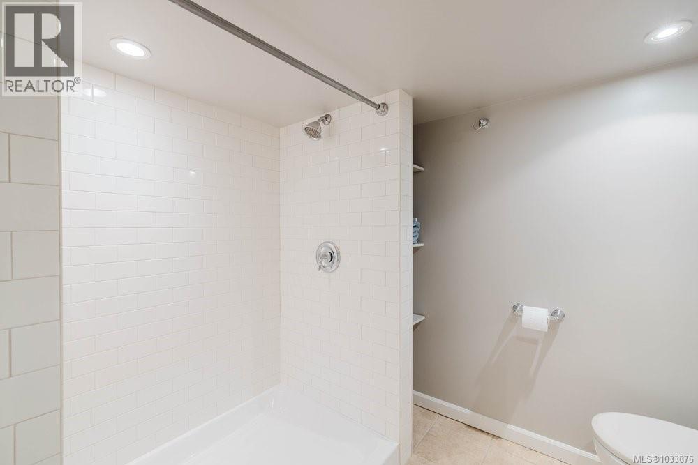 1903 Duchess St, Victoria, British Columbia  V8R 4W2 - Photo 31 - 1033876