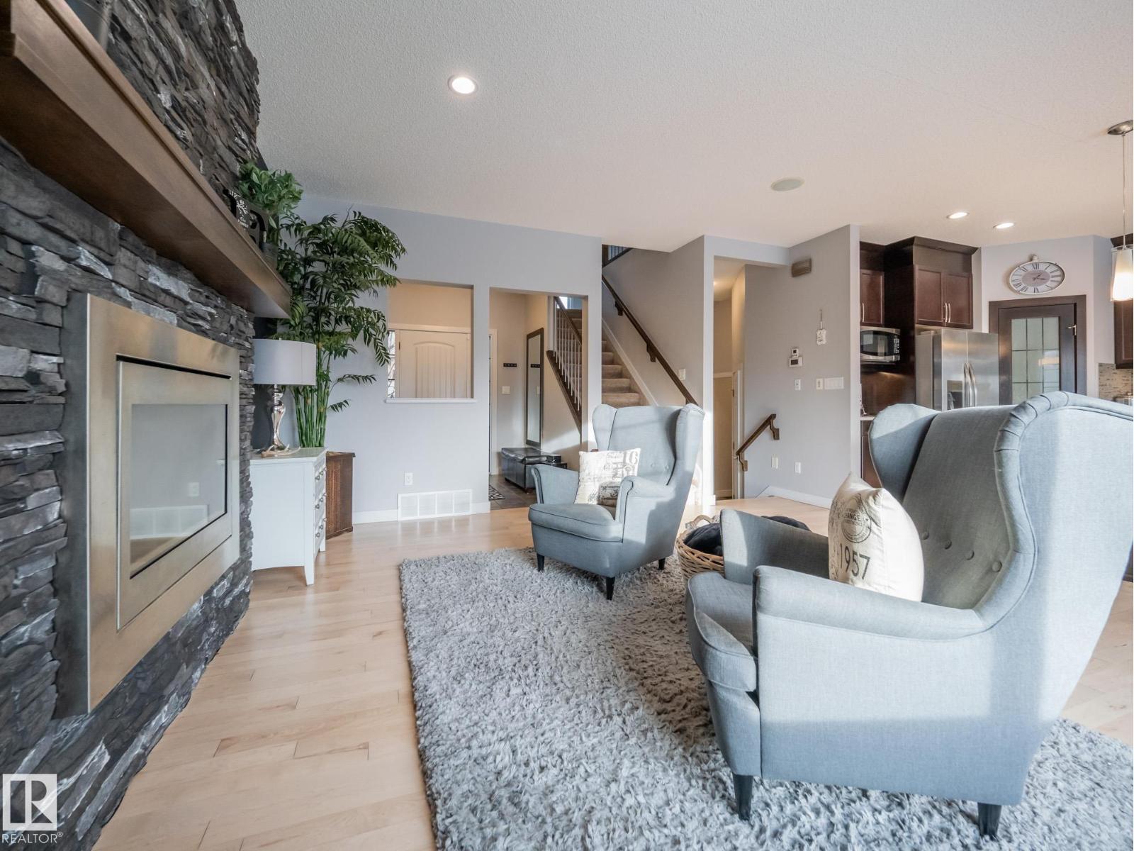 4211 Charles Cl Sw, Edmonton, Alberta  T6W 0Z5 - Photo 6 - E4484834