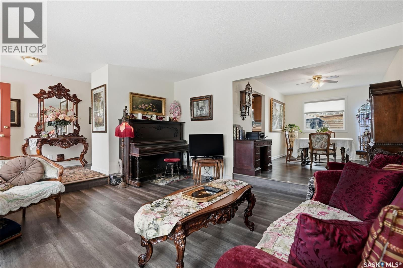 110 Mccarthy Boulevard N, Regina, Saskatchewan  S4R 6A4 - Photo 8 - SK034397