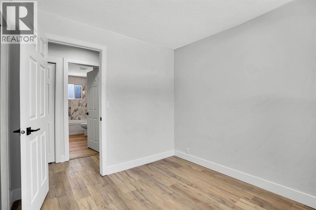 363 Templeside Circle NE, Calgary, Alberta  T1Y 3M1 - Photo 12 - A2297140