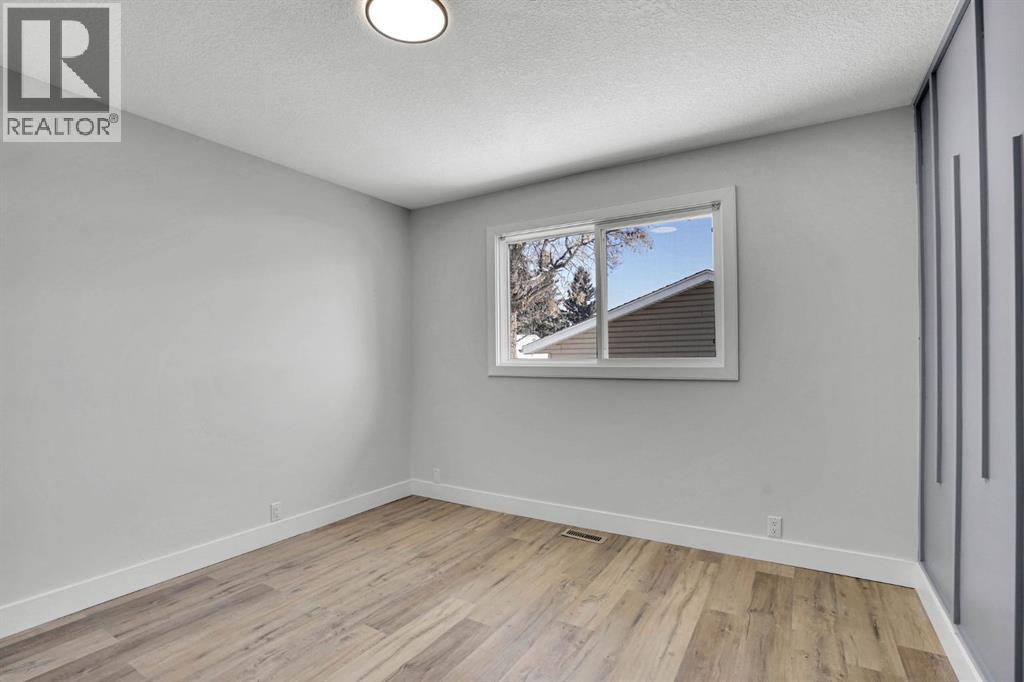 363 Templeside Circle NE, Calgary, Alberta  T1Y 3M1 - Photo 16 - A2297140