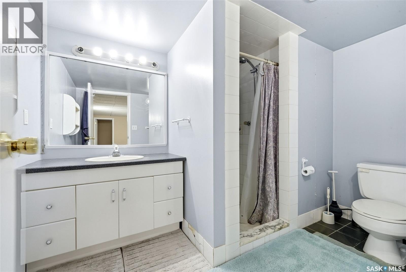 2510 Edward Street, Regina, Saskatchewan  S4S 0M8 - Photo 24 - SK034426