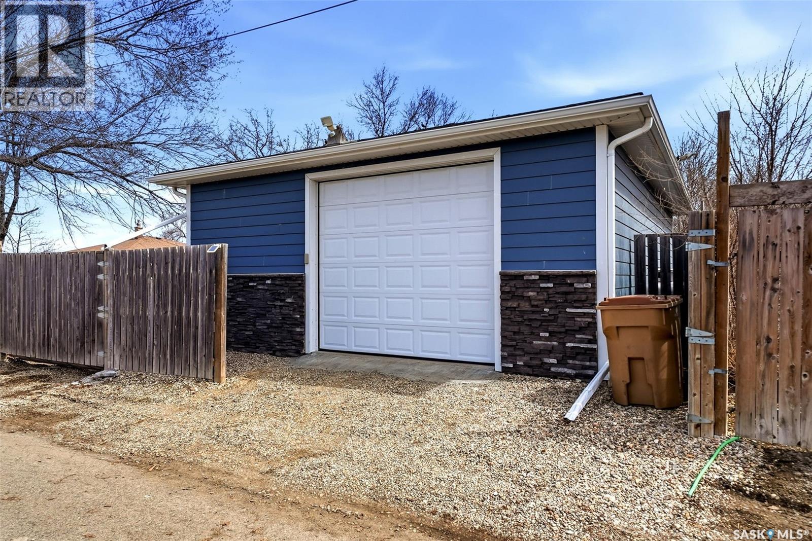 2510 Edward Street, Regina, Saskatchewan  S4S 0M8 - Photo 33 - SK034426