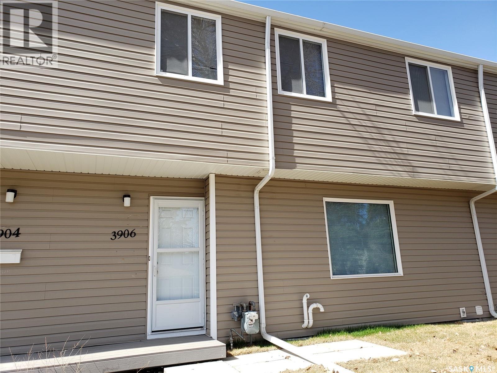 3906 Castle ROAD, Regina, Saskatchewan