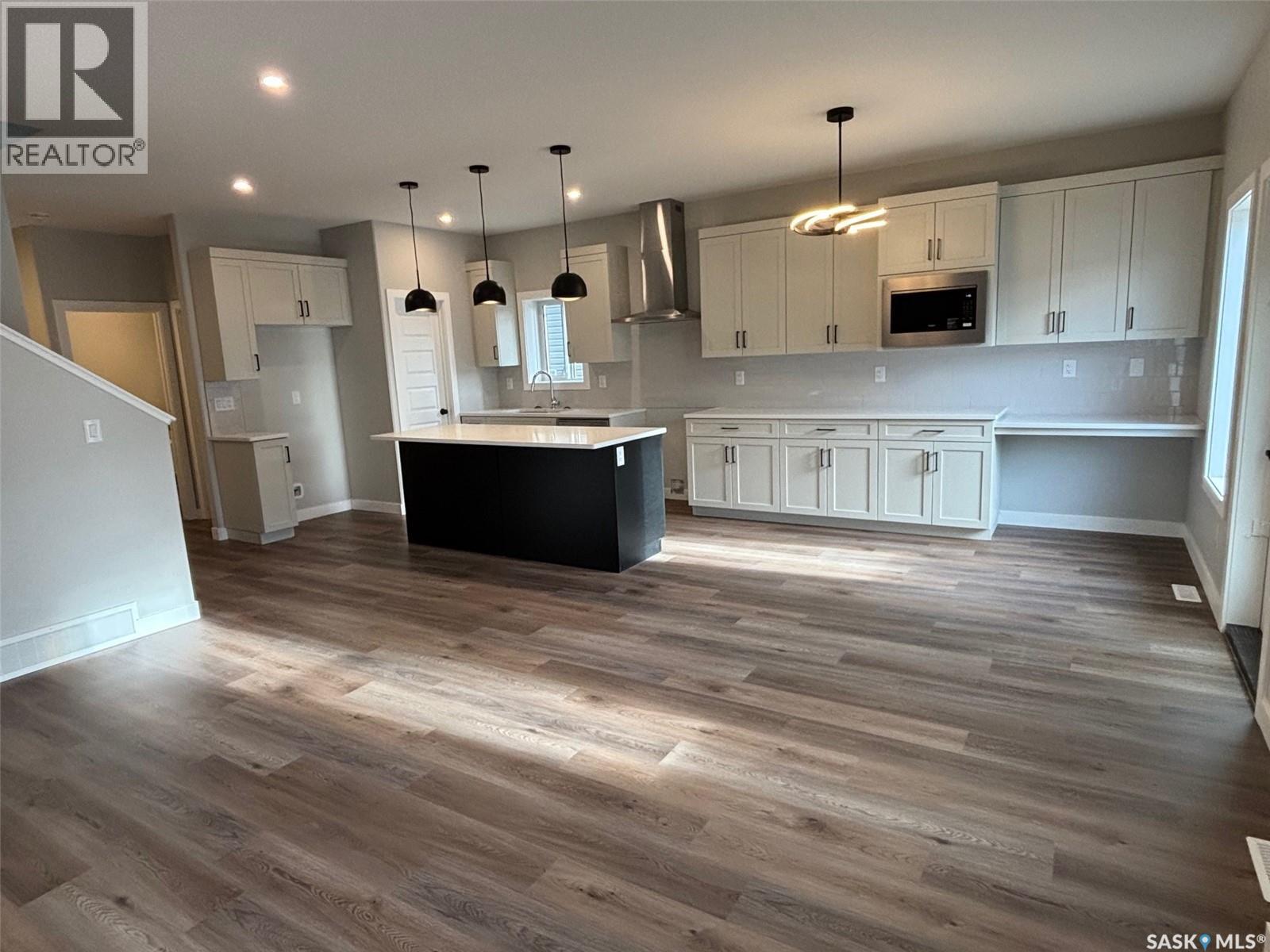 309 Cockcroft Street, Saskatoon, Saskatchewan  S7V 1Y9 - Photo 2 - SK034392