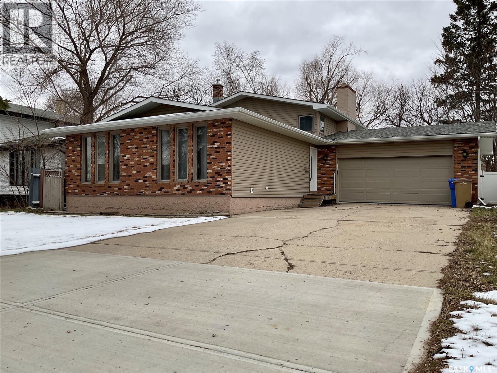 114 Windfield Road, Regina, Saskatchewan  S4V 0K2 - Photo 1 - SK034331