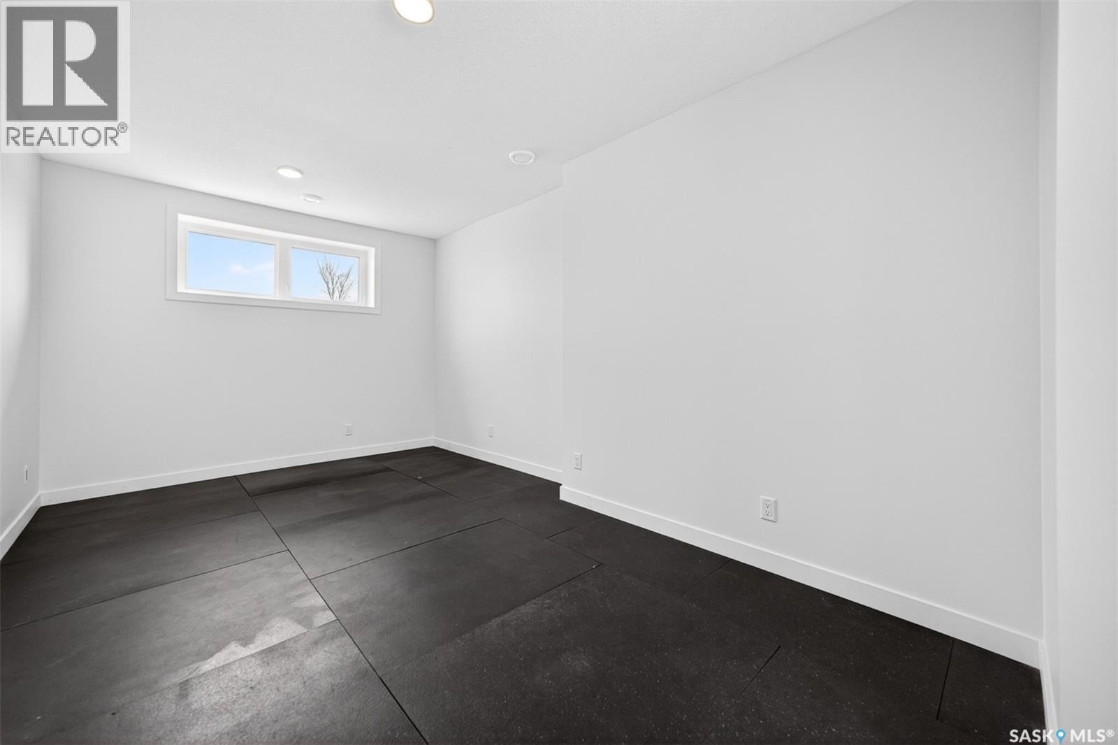 5501 Norseman Crescent, Regina, Saskatchewan  S4W 0J8 - Photo 36 - SK034265