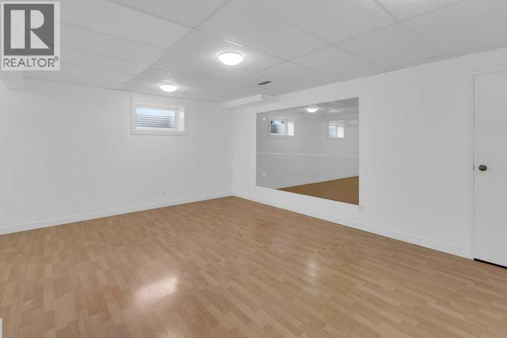 79 Scenic Way Nw, Calgary, Alberta  T3L 1B4 - Photo 42 - A2304539