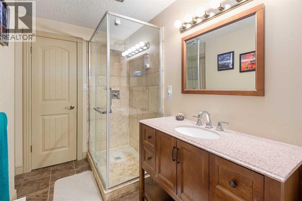 155 Croxford Estates Ne, Airdrie, Alberta  T4A 2V9 - Photo 32 - A2303840