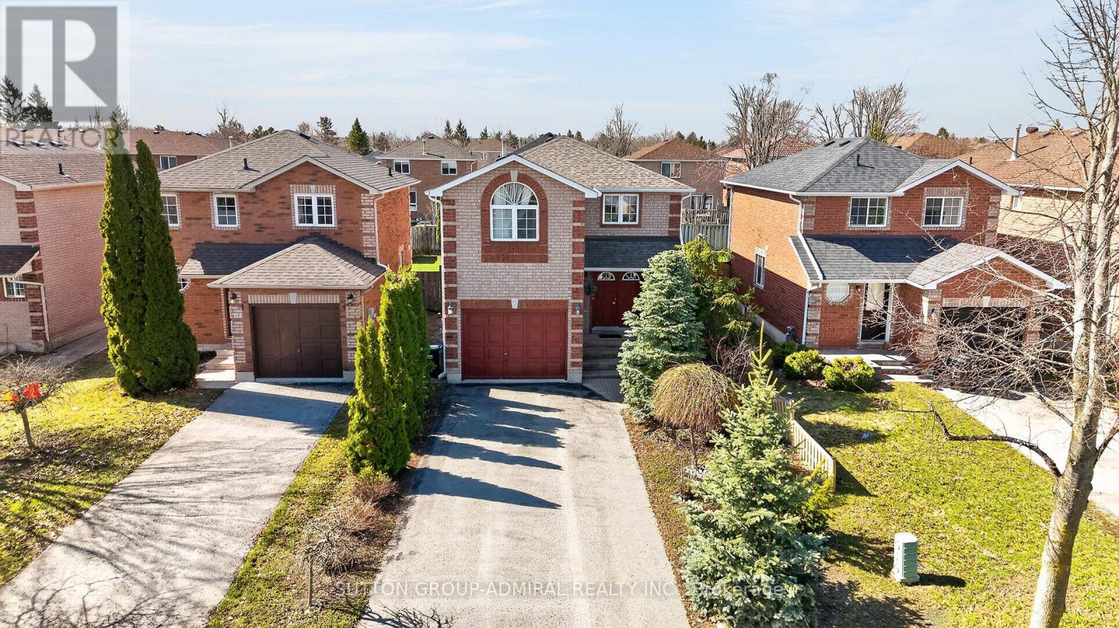 213 Tunbridge Road, Barrie, Ontario  L4M 6R6 - Photo 4 - S13062360