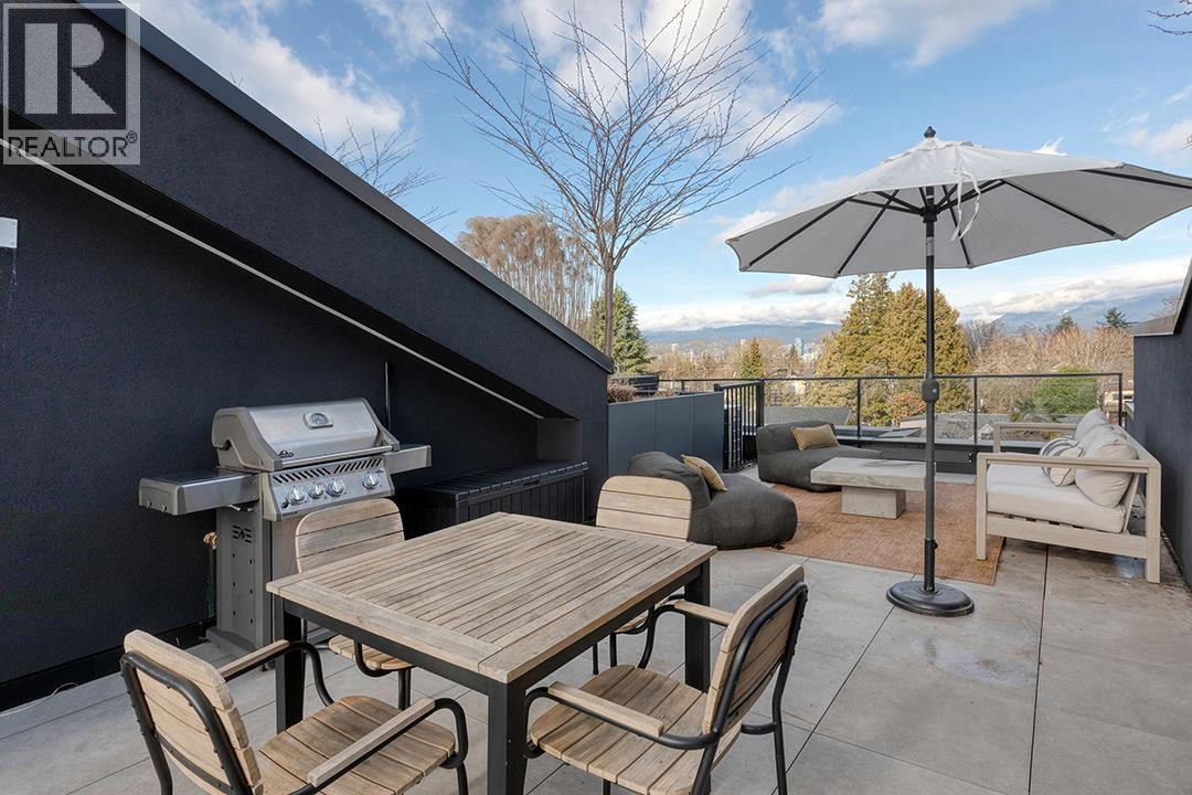 48 W King Edward Avenue, Vancouver, British Columbia  V5Y 0N6 - Photo 2 - R3117738