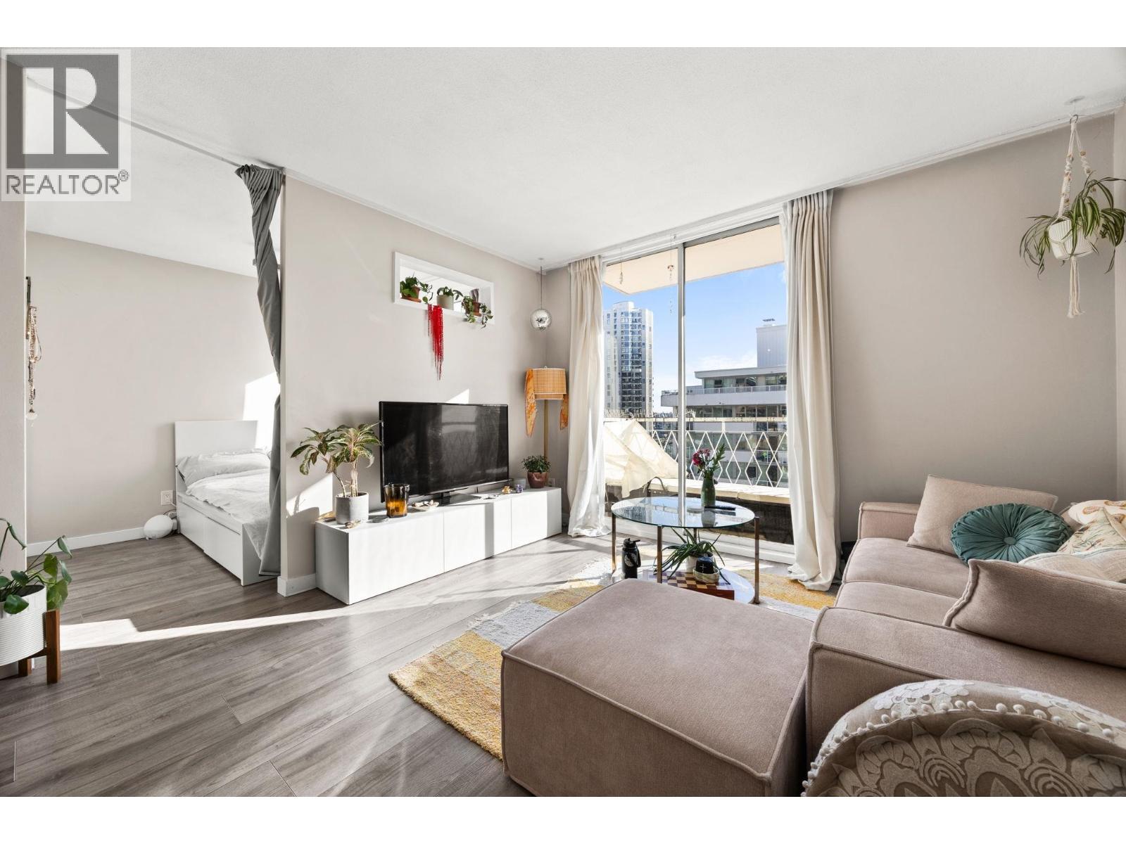 701 1100 HARWOOD STREET, vancouver, British Columbia