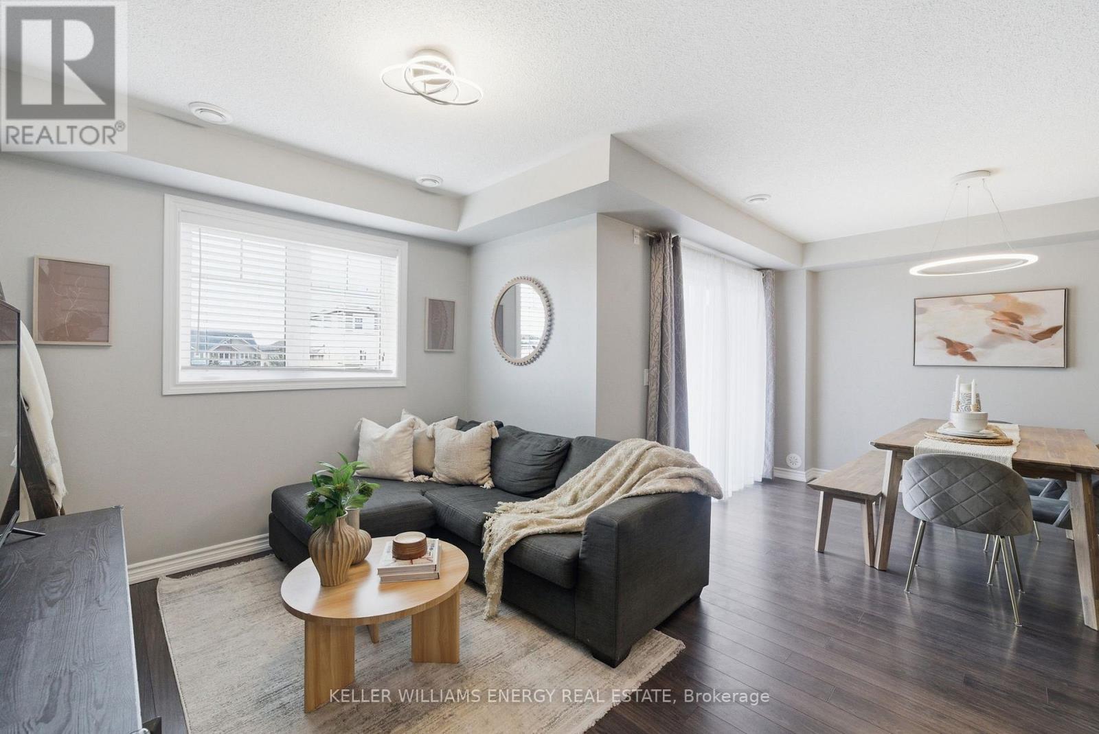98 Tabaret Crescent, Oshawa, Ontario  L1L 0G5 - Photo 5 - E13062866