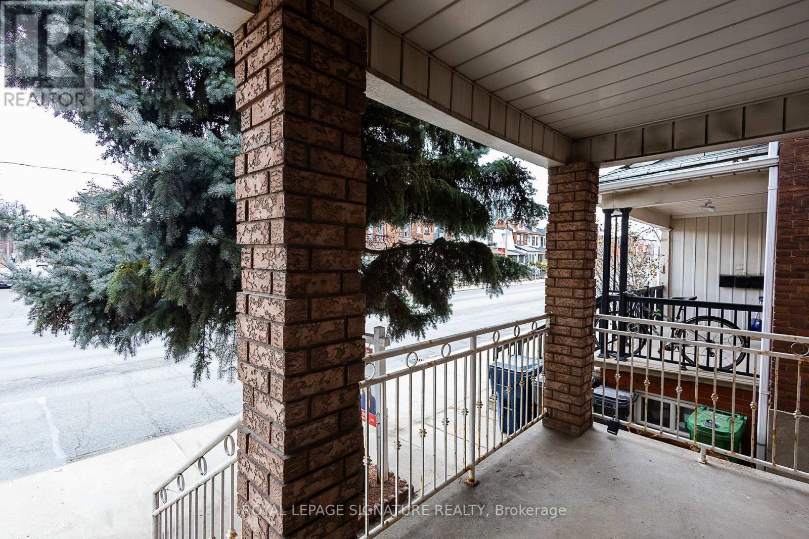 Upper - 1149 Dufferin Street, Toronto, Ontario  M6H 4B7 - Photo 13 - W12834032