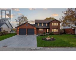 890 PERKIN CRESCENT, North Perth, Ontario