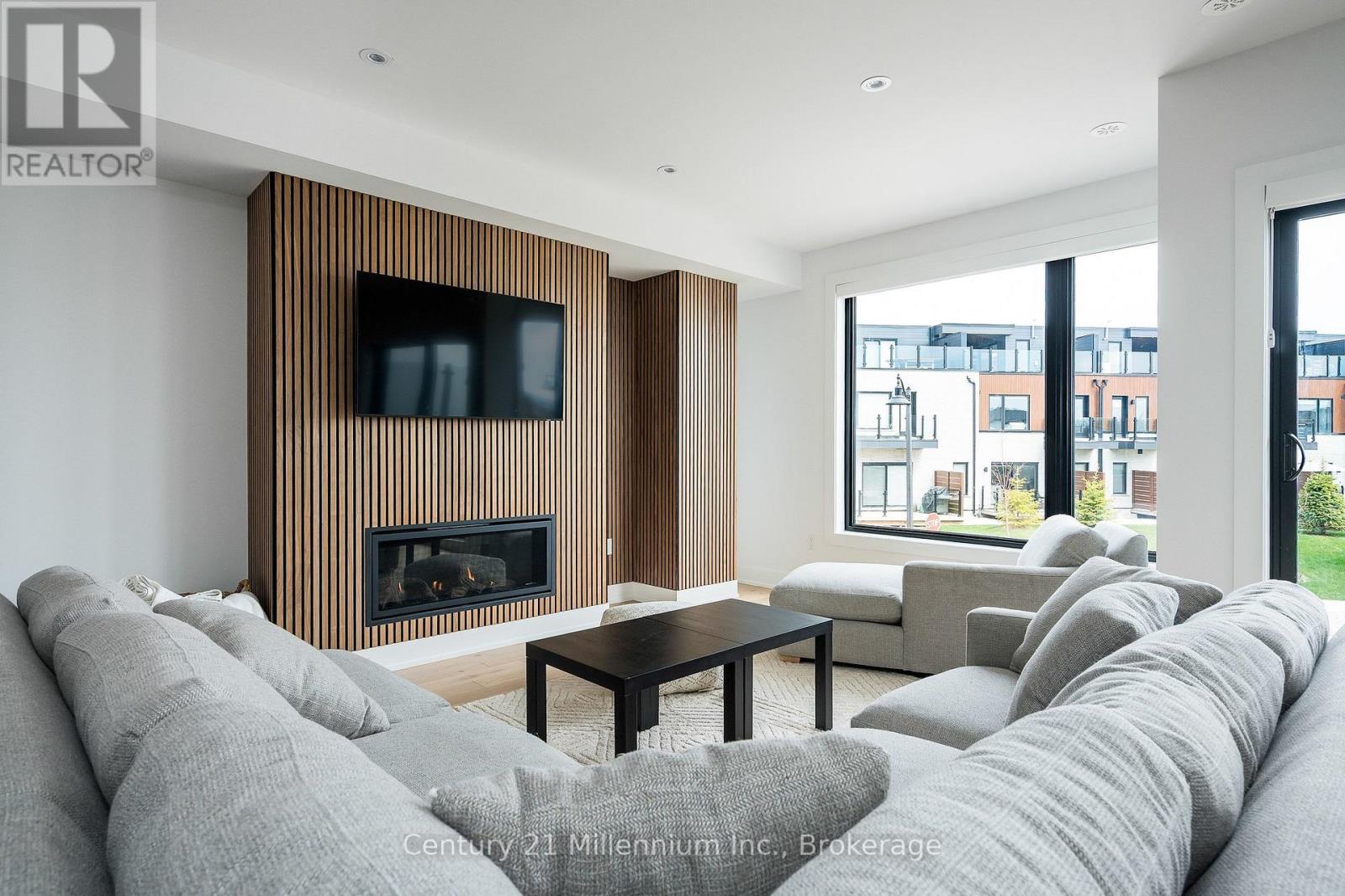 # 2 - 117 Sladden Court, Blue Mountains, Ontario  N0H 2P0 - Photo 14 - X13062894