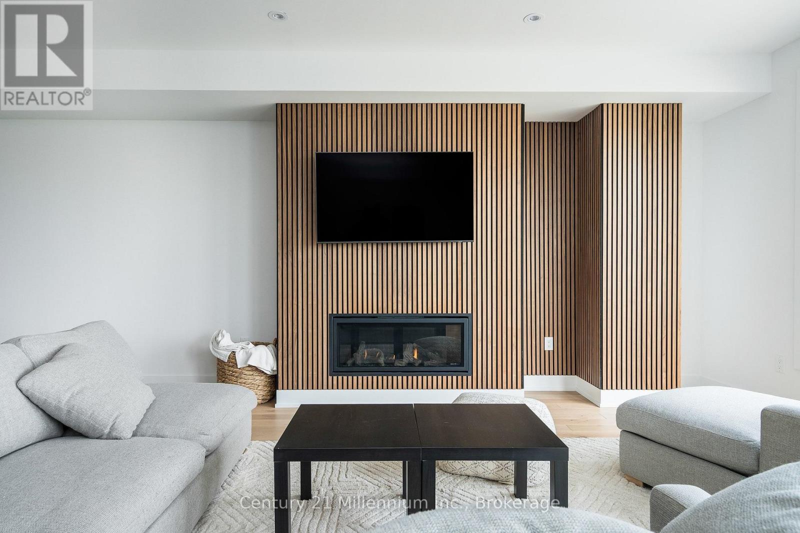 # 2 - 117 Sladden Court, Blue Mountains, Ontario  N0H 2P0 - Photo 16 - X13062894