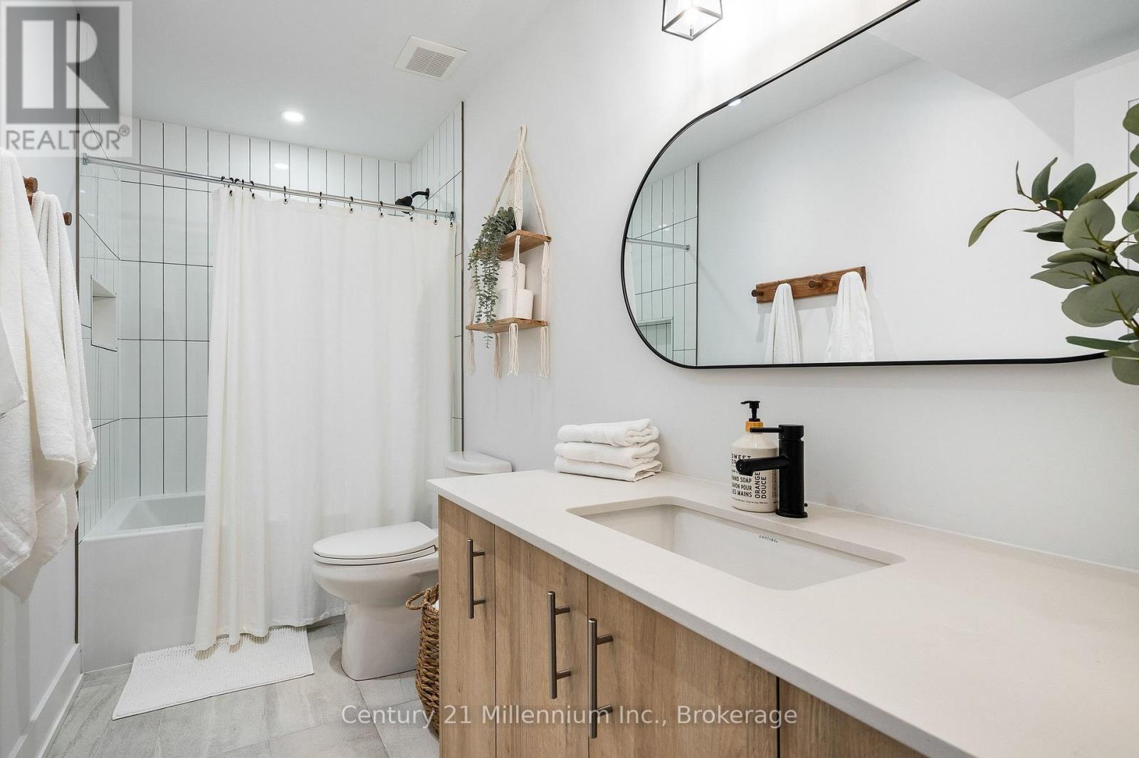 # 2 - 117 Sladden Court, Blue Mountains, Ontario  N0H 2P0 - Photo 26 - X13062894