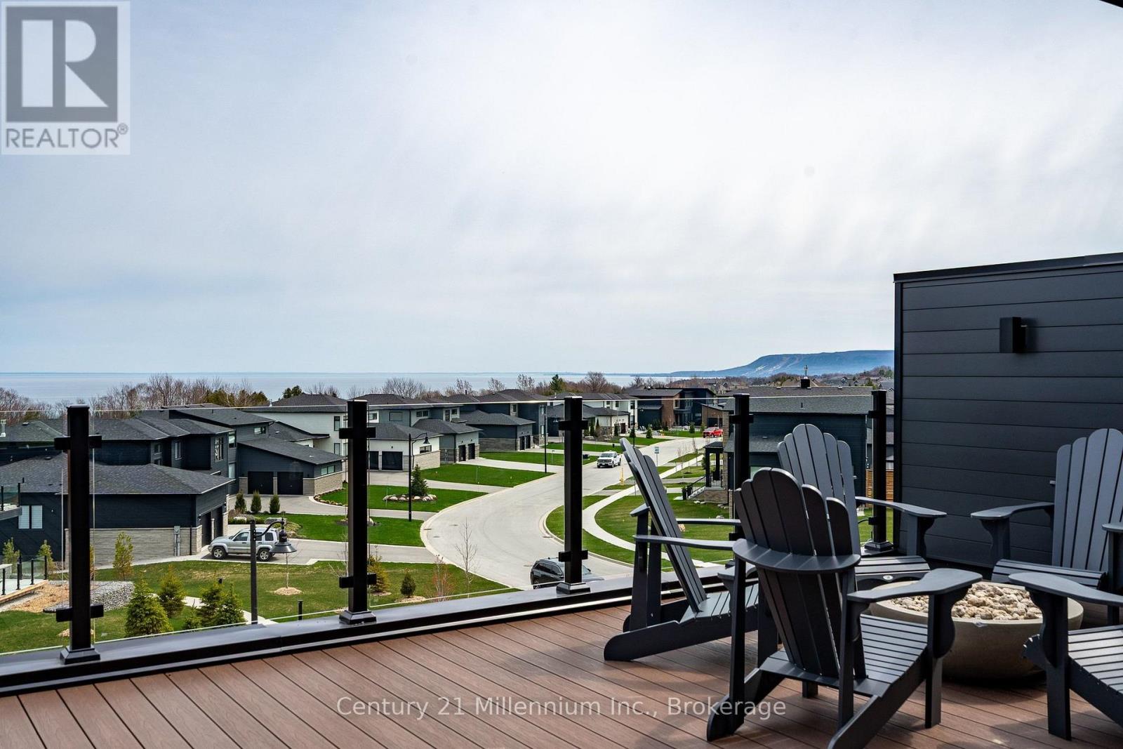 # 2 - 117 Sladden Court, Blue Mountains, Ontario  N0H 2P0 - Photo 4 - X13062894