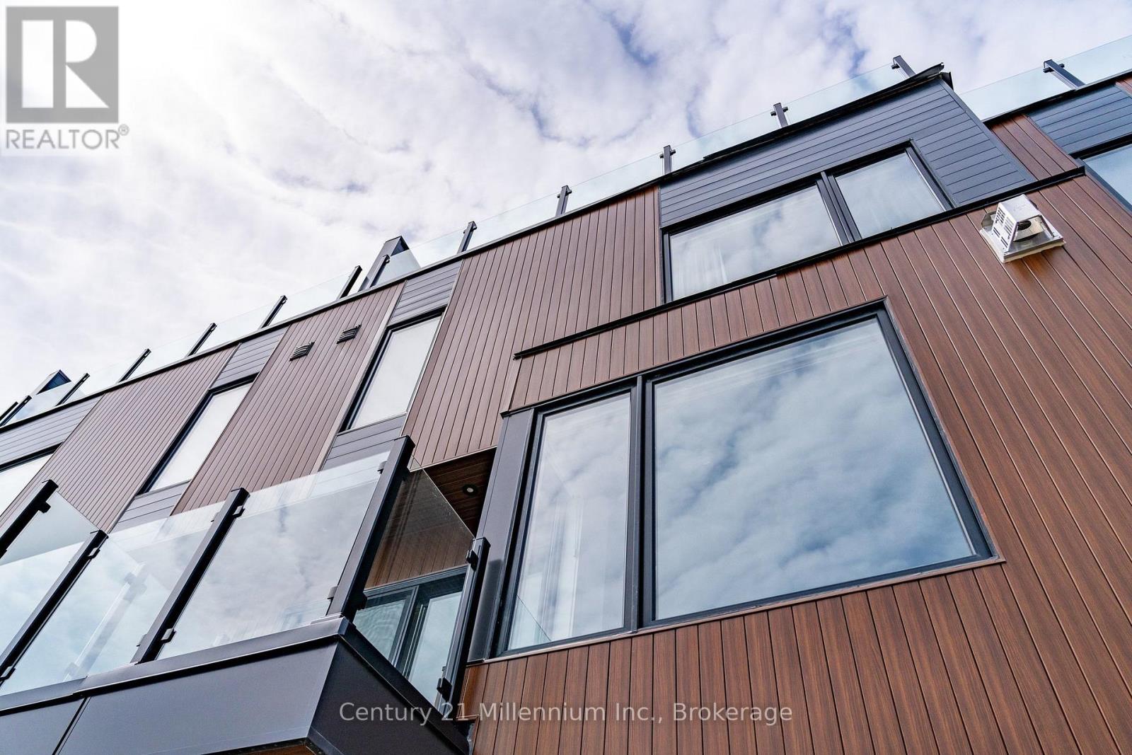 # 2 - 117 Sladden Court, Blue Mountains, Ontario  N0H 2P0 - Photo 42 - X13062894