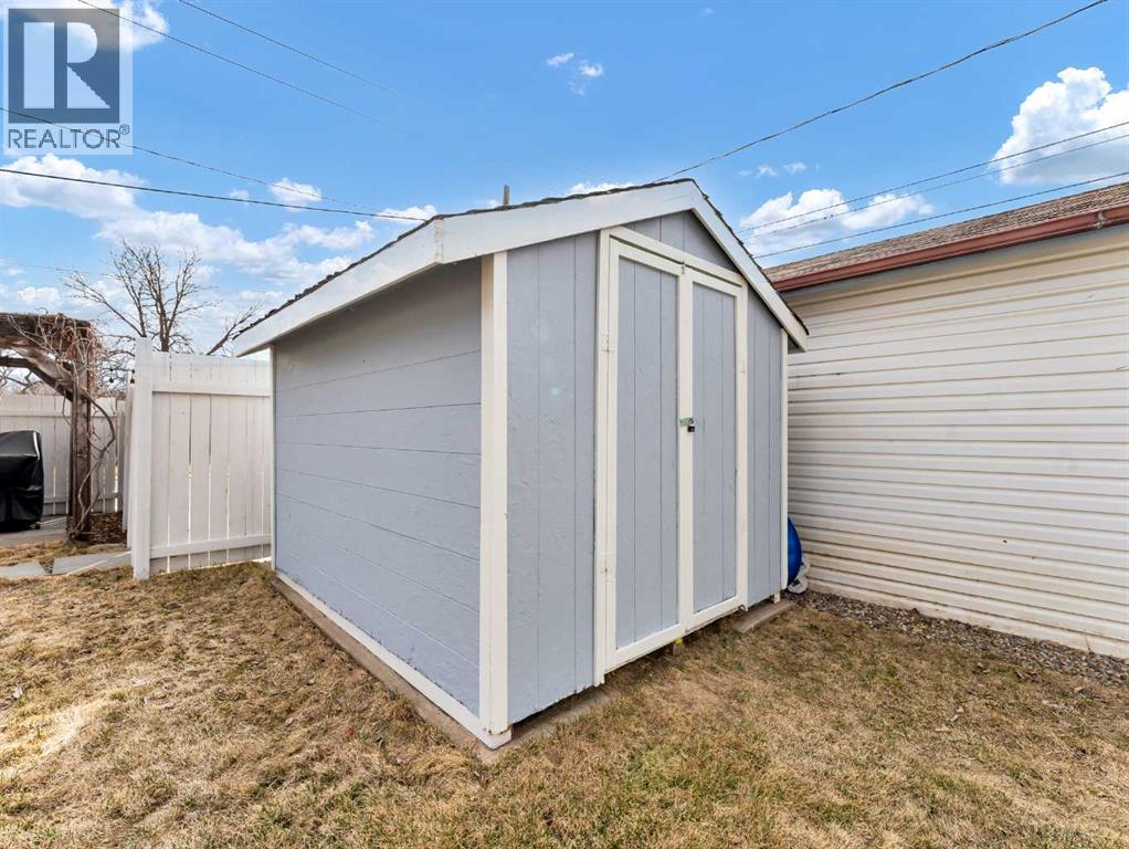 73 9 Street Se, Medicine Hat, Alberta  T1A 1N1 - Photo 39 - A2302672