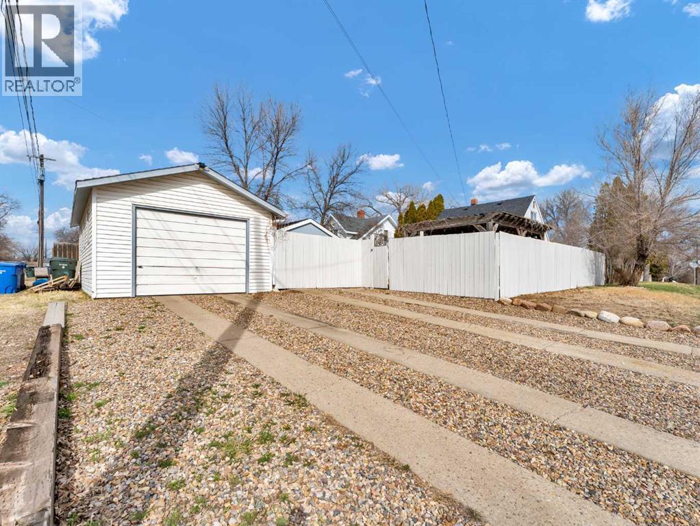 73 9 Street Se, Medicine Hat, Alberta  T1A 1N1 - Photo 44 - A2302672